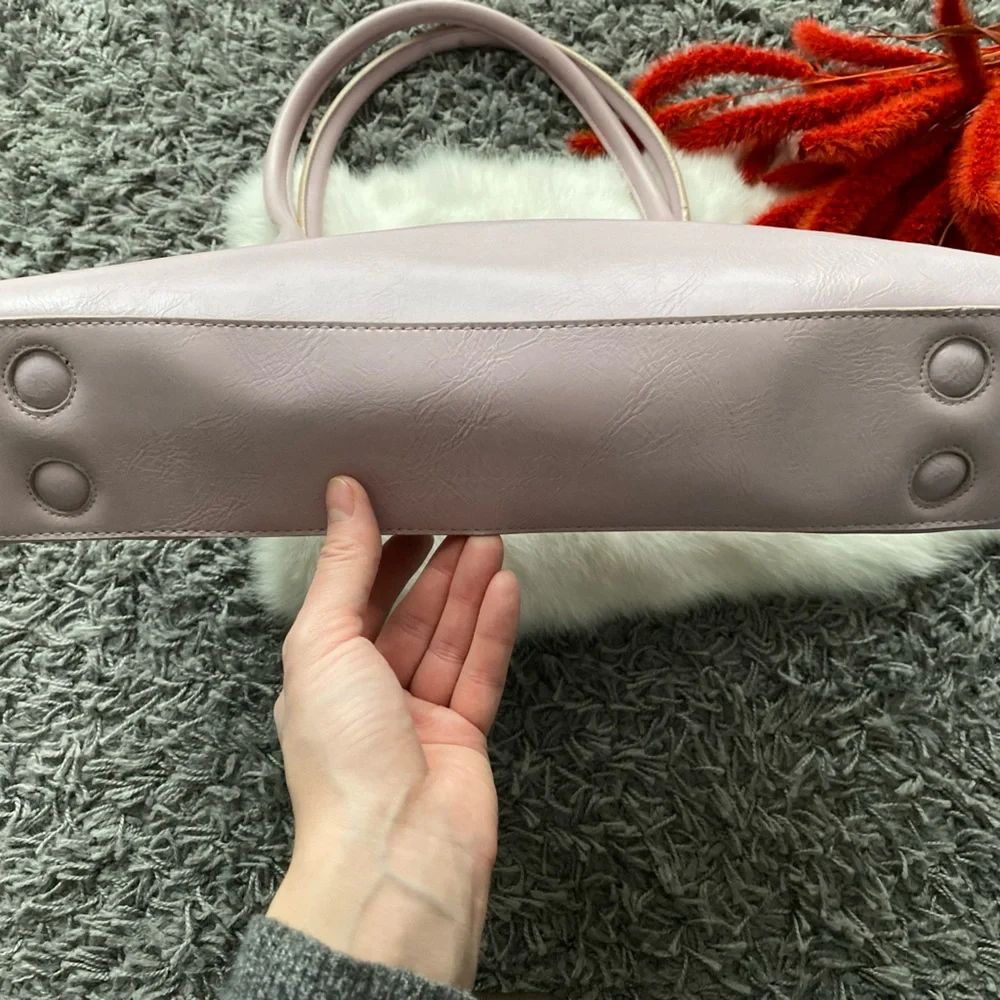 FIORI Leather Shoulder Bag - Picture 4 of 9